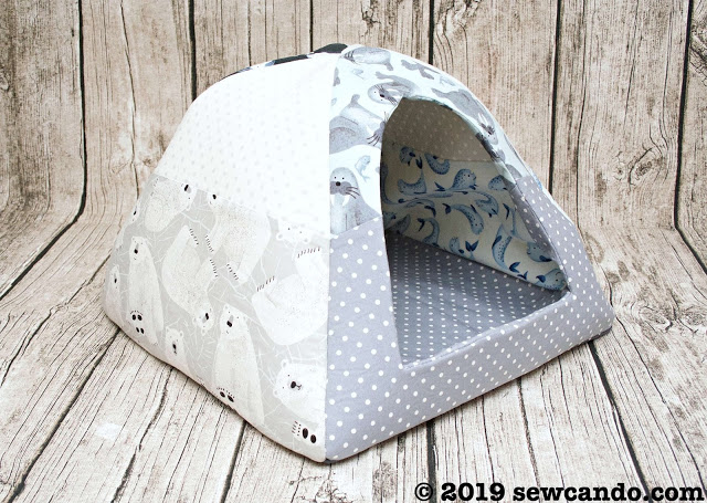 Free pattern: Fleece pet igloo for cats and small dogs