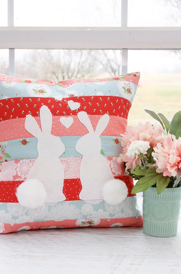 Sewing tutorial: Spring bunnies throw pillow