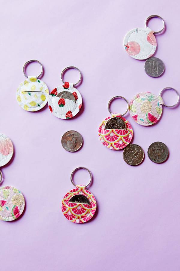 Sewing tutorial: Quarter keeper keychain