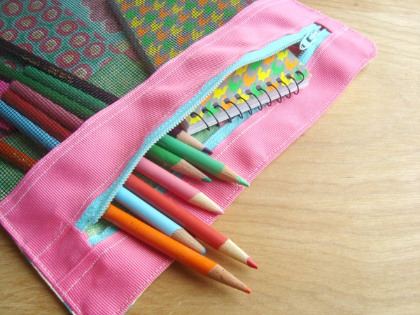 Sewing tutorial: 3 ring binder pencil pouch