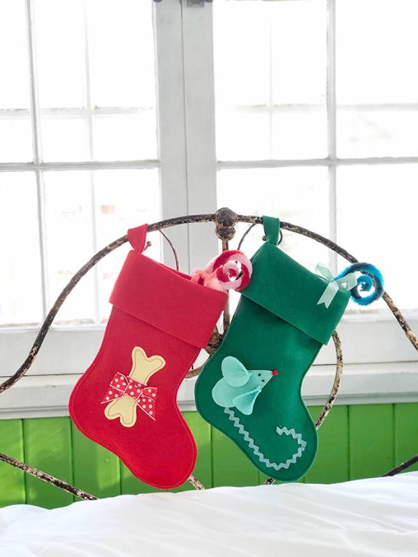 Free pattern: Christmas stocking for your pet