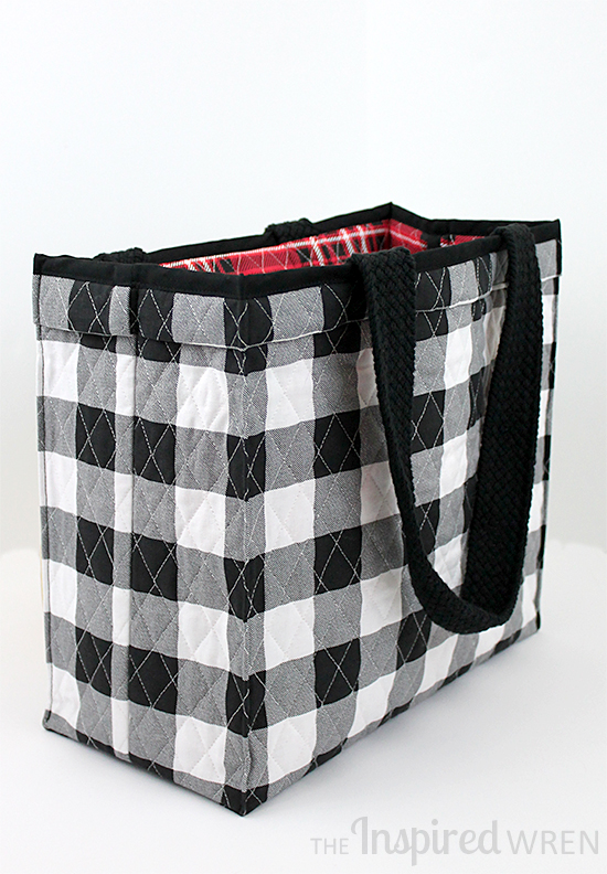 Free sewing pattern: Quick quilted tote