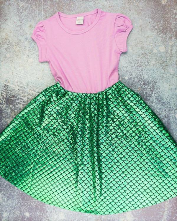 DIY sewing tutorial: Mermaid t-shirt dress