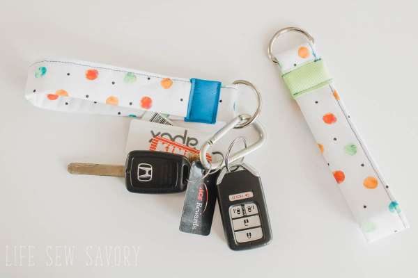 DIY sewing tutorial: Easy key fob