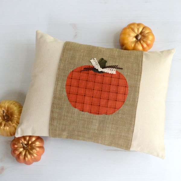 Fall Pillow with Pumpkin Applique - Free Sewing Pattern