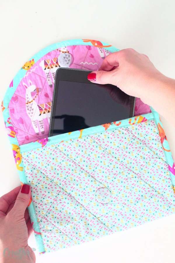 Easy Quilted Tablet Case - Sewing Tutorial