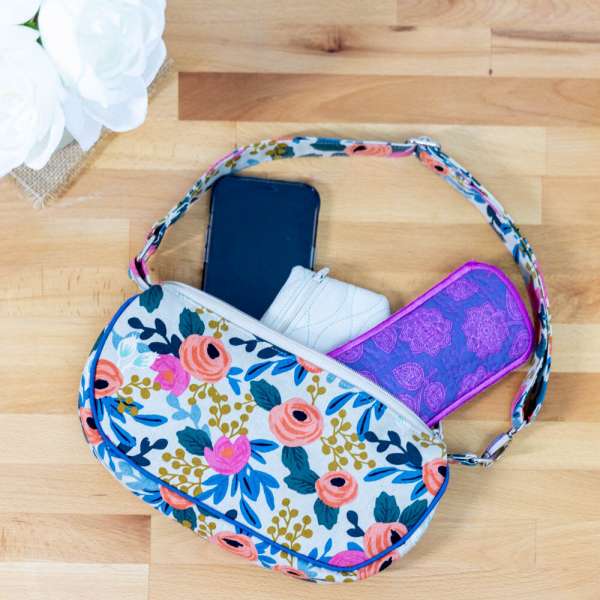 Sew an Adorable Small Purse - Free Sewing Pattern