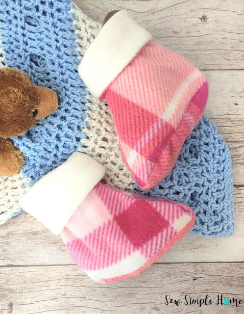 Kids Fleece Slippers - Free Sewing Pattern