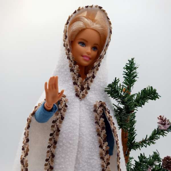 Easy Barbie Hooded Poncho or Cape - Free Pattern