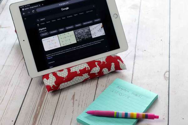 Easy iPad Stand Sewing Tutorial