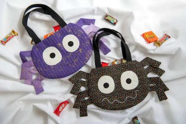  Spider Trick or Treat Bags Free Sewing Pattern