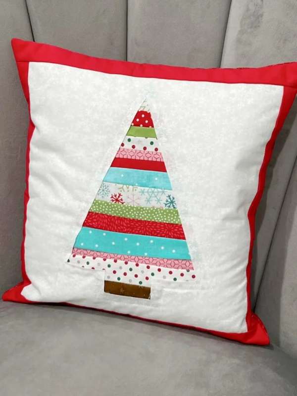 Scrap Patchwork Christmas Tree Pillow