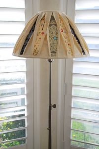 Tutorial: Peek-a-boo lampshade – Sewing